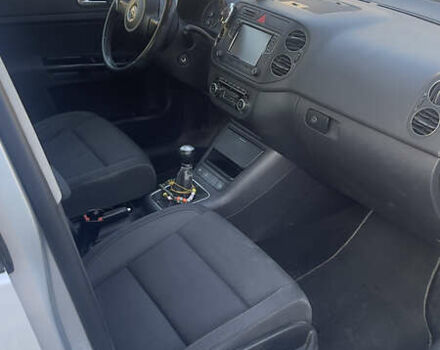 Серый Фольксваген Гольф Плюс, объемом двигателя 1.6 л и пробегом 280 тыс. км за 7400 $, фото 17 на Automoto.ua