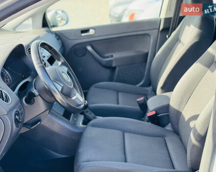 Сірий Фольксваген Golf Plus, об'ємом двигуна 1.6 л та пробігом 140 тис. км за 6500 $, фото 5 на Automoto.ua