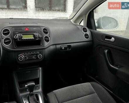 Серый Фольксваген Гольф Плюс, объемом двигателя 1.6 л и пробегом 189 тыс. км за 9499 $, фото 106 на Automoto.ua