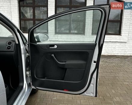 Серый Фольксваген Гольф Плюс, объемом двигателя 1.6 л и пробегом 189 тыс. км за 9399 $, фото 89 на Automoto.ua