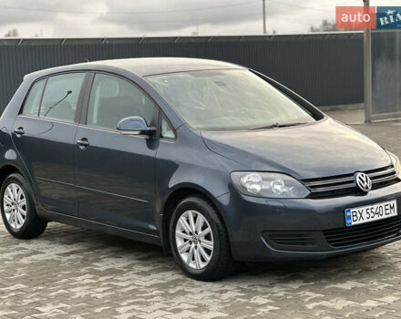 Серый Фольксваген Гольф Плюс, объемом двигателя 1.6 л и пробегом 245 тыс. км за 8199 $, фото 6 на Automoto.ua