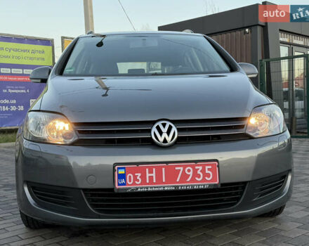 Серый Фольксваген Гольф Плюс, объемом двигателя 1.6 л и пробегом 214 тыс. км за 8350 $, фото 9 на Automoto.ua