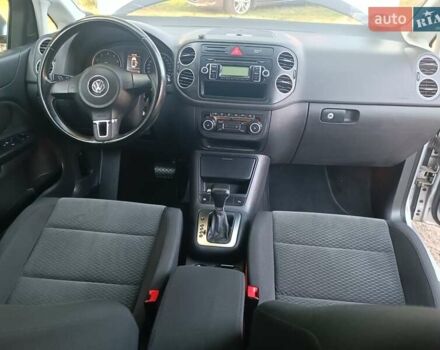 Фольксваген Гольф Плюс 2010 в Луцке на Automoto.ua Серый Фольксваген Гольф Плюс, объемом двигателя 1.6 л и пробегом 180 тыс. км за 8200 $, фото 32 на Automoto.ua