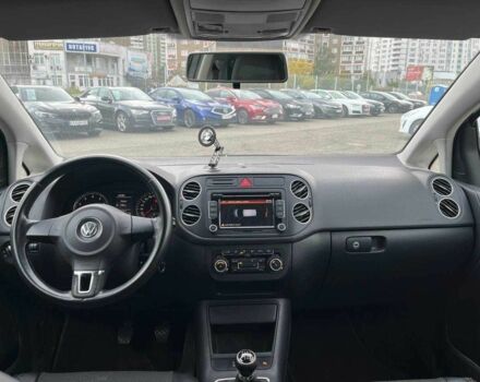 Серый Фольксваген Гольф Плюс, объемом двигателя 1.4 л и пробегом 220 тыс. км за 7790 $, фото 12 на Automoto.ua
