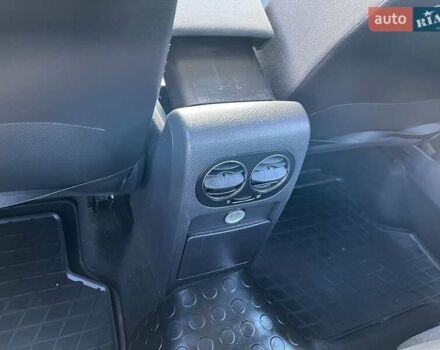 Серый Фольксваген Гольф Плюс, объемом двигателя 1.39 л и пробегом 260 тыс. км за 7850 $, фото 47 на Automoto.ua