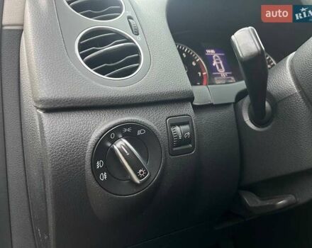 Серый Фольксваген Гольф Плюс, объемом двигателя 1.39 л и пробегом 220 тыс. км за 7790 $, фото 16 на Automoto.ua