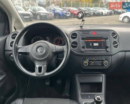 Серый Фольксваген Гольф Плюс, объемом двигателя 1.39 л и пробегом 220 тыс. км за 7790 $, фото 13 на Automoto.ua