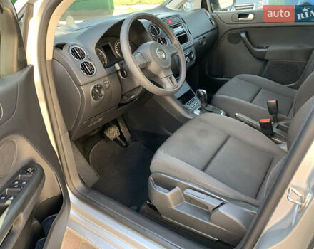 Серый Фольксваген Гольф Плюс, объемом двигателя 1.4 л и пробегом 175 тыс. км за 8999 $, фото 20 на Automoto.ua