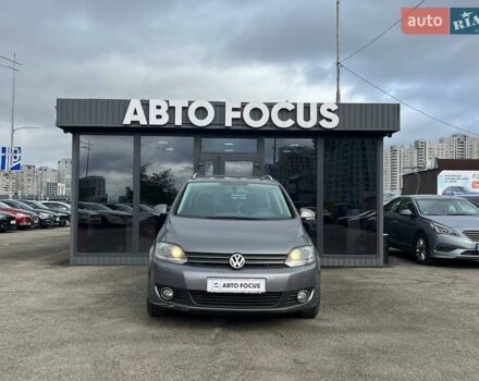 Серый Фольксваген Гольф Плюс, объемом двигателя 1.39 л и пробегом 220 тыс. км за 7790 $, фото 2 на Automoto.ua