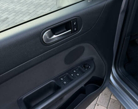 Серый Фольксваген Гольф Плюс, объемом двигателя 1.6 л и пробегом 214 тыс. км за 8350 $, фото 17 на Automoto.ua