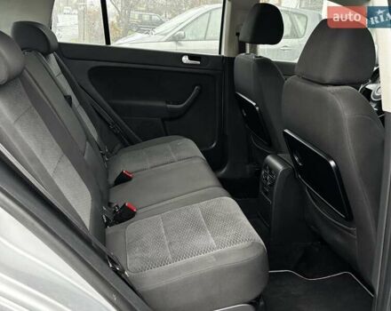 Серый Фольксваген Гольф Плюс, объемом двигателя 1.6 л и пробегом 189 тыс. км за 9499 $, фото 88 на Automoto.ua