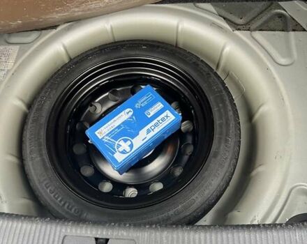 Сірий Фольксваген Golf Plus, об'ємом двигуна 1.4 л та пробігом 160 тис. км за 8200 $, фото 27 на Automoto.ua