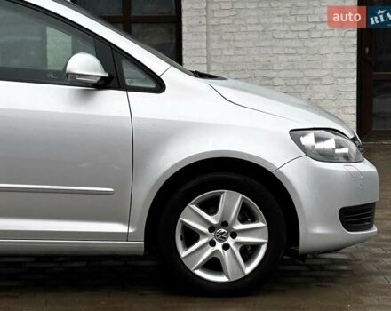 Серый Фольксваген Гольф Плюс, объемом двигателя 1.6 л и пробегом 189 тыс. км за 9399 $, фото 17 на Automoto.ua