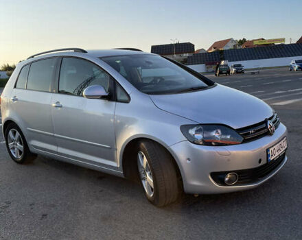 Серый Фольксваген Гольф Плюс, объемом двигателя 1.6 л и пробегом 280 тыс. км за 7400 $, фото 3 на Automoto.ua
