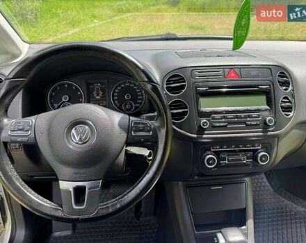 Сірий Фольксваген Golf Plus, об'ємом двигуна 1.4 л та пробігом 243 тис. км за 7600 $, фото 57 на Automoto.ua