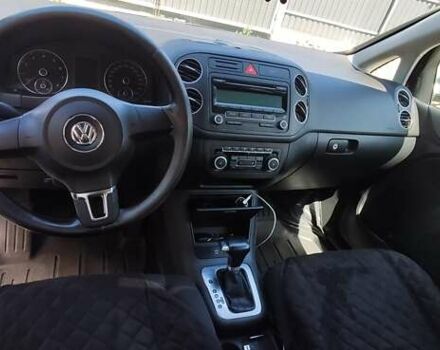 Серый Фольксваген Гольф Плюс, объемом двигателя 1.6 л и пробегом 145 тыс. км за 8000 $, фото 14 на Automoto.ua
