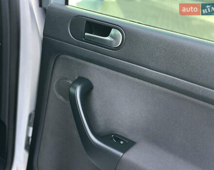 Серый Фольксваген Гольф Плюс, объемом двигателя 1.4 л и пробегом 184 тыс. км за 7200 $, фото 68 на Automoto.ua