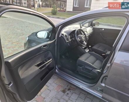 Серый Фольксваген Гольф Плюс, объемом двигателя 1.2 л и пробегом 241 тыс. км за 8300 $, фото 11 на Automoto.ua