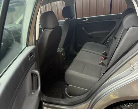 Серый Фольксваген Гольф Плюс, объемом двигателя 1.39 л и пробегом 104 тыс. км за 8500 $, фото 3 на Automoto.ua