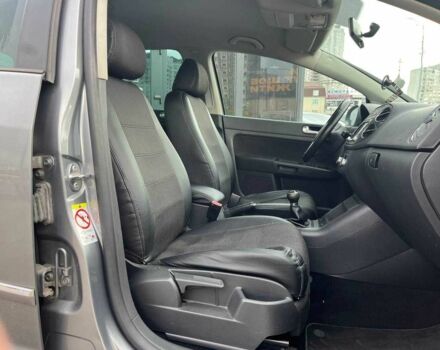 Серый Фольксваген Гольф Плюс, объемом двигателя 1.4 л и пробегом 220 тыс. км за 7790 $, фото 11 на Automoto.ua