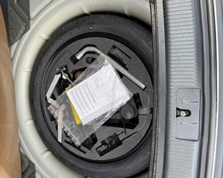 Сірий Фольксваген Golf Plus, об'ємом двигуна 1.4 л та пробігом 243 тис. км за 7600 $, фото 37 на Automoto.ua