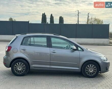 Серый Фольксваген Гольф Плюс, объемом двигателя 1.4 л и пробегом 112 тыс. км за 8000 $, фото 4 на Automoto.ua