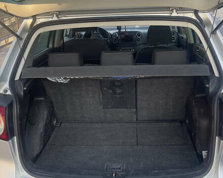 Серый Фольксваген Гольф Плюс, объемом двигателя 1.6 л и пробегом 280 тыс. км за 7400 $, фото 20 на Automoto.ua