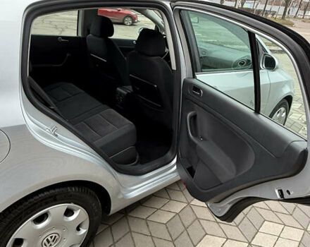 Серый Фольксваген Гольф Плюс, объемом двигателя 1.4 л и пробегом 153 тыс. км за 8650 $, фото 54 на Automoto.ua