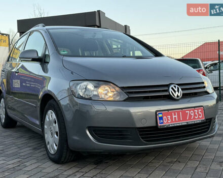 Серый Фольксваген Гольф Плюс, объемом двигателя 1.6 л и пробегом 214 тыс. км за 8350 $, фото 8 на Automoto.ua
