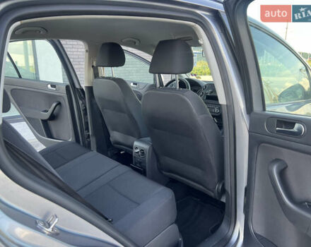 Серый Фольксваген Гольф Плюс, объемом двигателя 1.4 л и пробегом 194 тыс. км за 5999 $, фото 26 на Automoto.ua