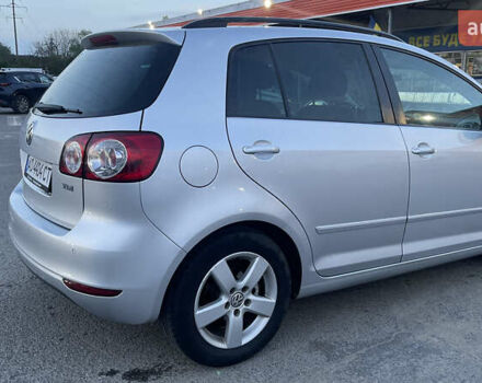 Серый Фольксваген Гольф Плюс, объемом двигателя 1.6 л и пробегом 280 тыс. км за 7400 $, фото 25 на Automoto.ua