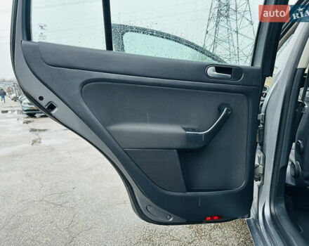 Серый Фольксваген Гольф Плюс, объемом двигателя 1.4 л и пробегом 162 тыс. км за 8200 $, фото 16 на Automoto.ua