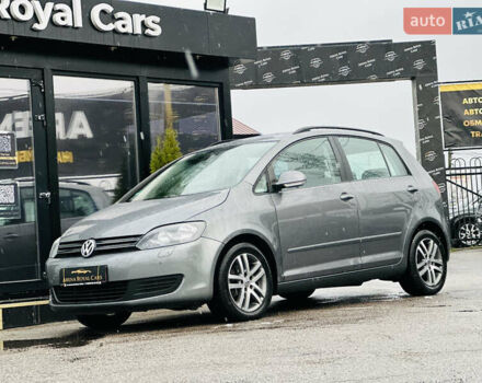Серый Фольксваген Гольф Плюс, объемом двигателя 1.4 л и пробегом 162 тыс. км за 8200 $, фото 5 на Automoto.ua