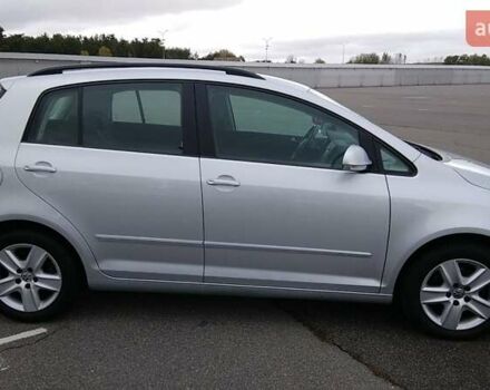 Серый Фольксваген Гольф Плюс, объемом двигателя 1.4 л и пробегом 167 тыс. км за 8250 $, фото 5 на Automoto.ua