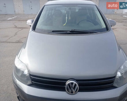 Сірий Фольксваген Golf Plus, об'ємом двигуна 1.6 л та пробігом 235 тис. км за 5500 $, фото 11 на Automoto.ua