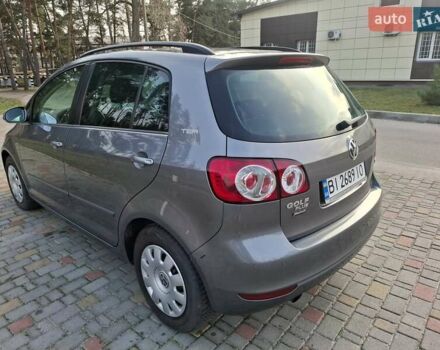Серый Фольксваген Гольф Плюс, объемом двигателя 1.2 л и пробегом 241 тыс. км за 8300 $, фото 5 на Automoto.ua