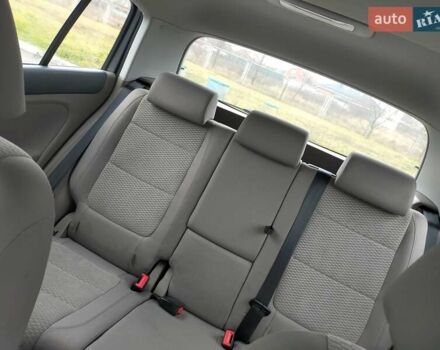 Сірий Фольксваген Golf Plus, об'ємом двигуна 1.4 л та пробігом 109 тис. км за 10300 $, фото 20 на Automoto.ua