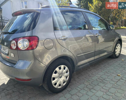 Фольксваген Гольф Плюс 2011 в Луцке на Automoto.ua Серый Фольксваген Гольф Плюс, объемом двигателя 1.6 л и пробегом 237 тыс. км за 7900 $, фото 4 на Automoto.ua