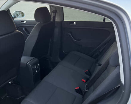 Серый Фольксваген Гольф Плюс, объемом двигателя 1.39 л и пробегом 170 тыс. км за 7500 $, фото 4 на Automoto.ua