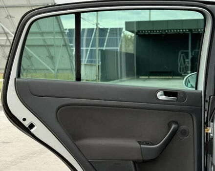 Сірий Фольксваген Golf Plus, об'ємом двигуна 1.4 л та пробігом 171 тис. км за 9200 $, фото 59 на Automoto.ua