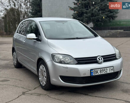 Сірий Фольксваген Golf Plus, об'ємом двигуна 1.6 л та пробігом 260 тис. км за 6850 $, фото 9 на Automoto.ua