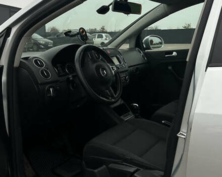 Серый Фольксваген Гольф Плюс, объемом двигателя 1.6 л и пробегом 341 тыс. км за 7200 $, фото 5 на Automoto.ua