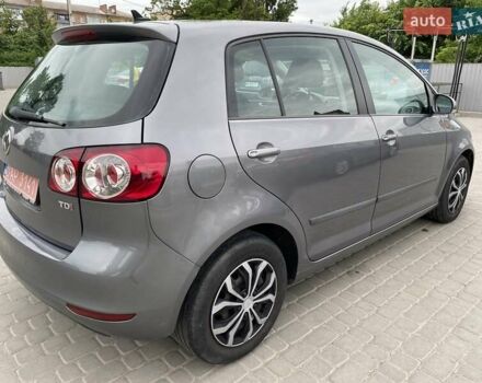 Серый Фольксваген Гольф Плюс, объемом двигателя 1.6 л и пробегом 219 тыс. км за 8199 $, фото 6 на Automoto.ua