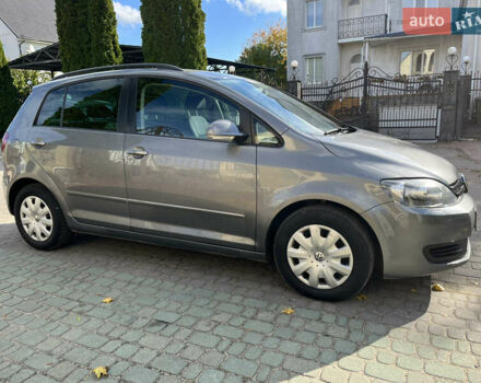 Фольксваген Гольф Плюс 2011 в Луцке на Automoto.ua Серый Фольксваген Гольф Плюс, объемом двигателя 1.6 л и пробегом 237 тыс. км за 7900 $, фото 6 на Automoto.ua