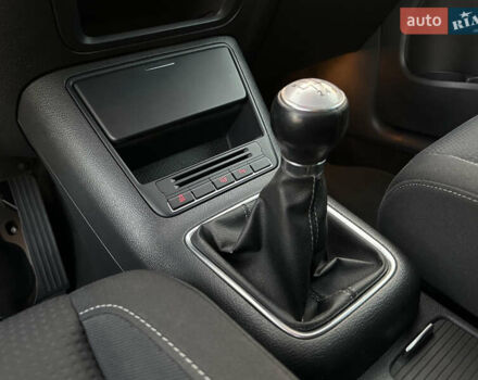 Сірий Фольксваген Golf Plus, об'ємом двигуна 1.4 л та пробігом 228 тис. км за 8999 $, фото 64 на Automoto.ua