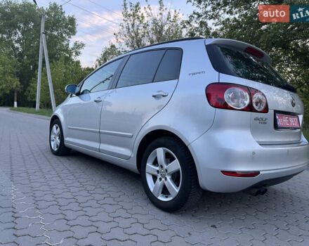 Серый Фольксваген Гольф Плюс, объемом двигателя 1.4 л и пробегом 198 тыс. км за 8200 $, фото 10 на Automoto.ua