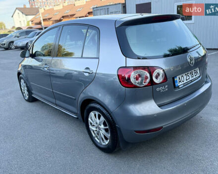 Серый Фольксваген Гольф Плюс, объемом двигателя 1.6 л и пробегом 360 тыс. км за 7800 $, фото 12 на Automoto.ua