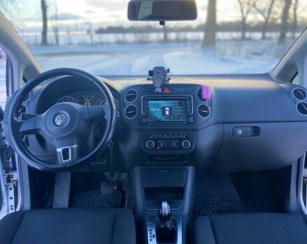 Серый Фольксваген Гольф Плюс, объемом двигателя 1.4 л и пробегом 175 тыс. км за 8200 $, фото 7 на Automoto.ua