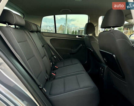 Серый Фольксваген Гольф Плюс, объемом двигателя 1.4 л и пробегом 228 тыс. км за 8599 $, фото 85 на Automoto.ua