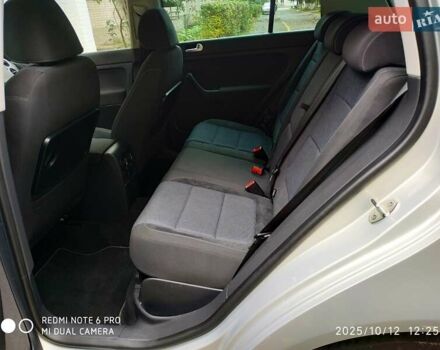 Сірий Фольксваген Golf Plus, об'ємом двигуна 1.4 л та пробігом 264 тис. км за 8000 $, фото 4 на Automoto.ua